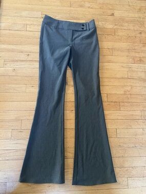 Super down size small gray pinstripe trouser.